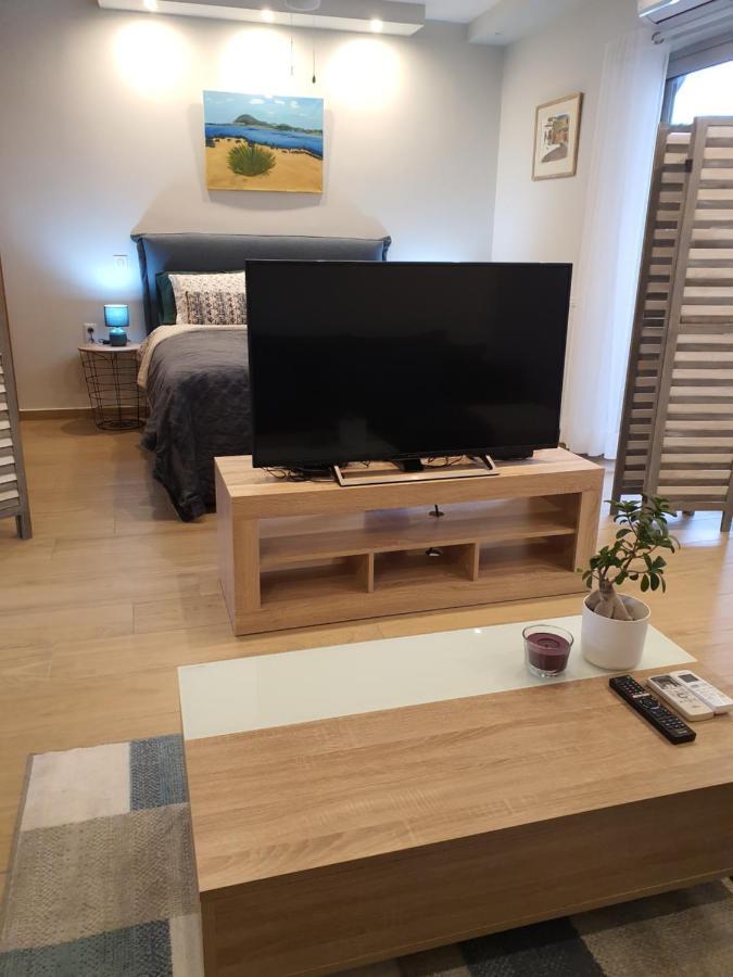 Tony'S Suite With Parking Atenas Exterior foto